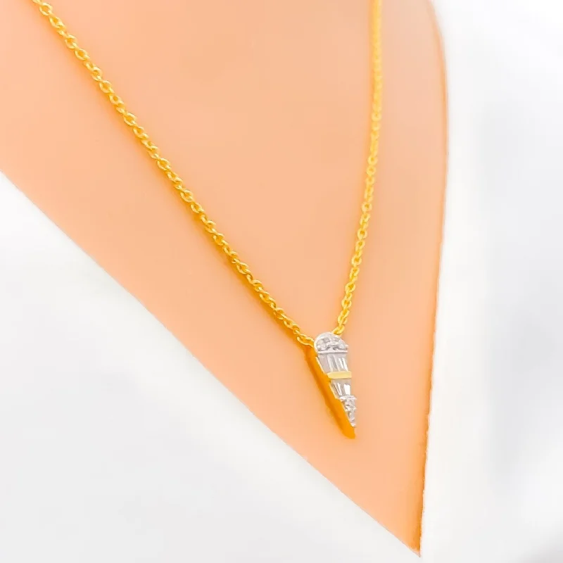 Stunning Triangle Drop Diamond + 18k Gold Set