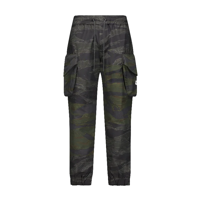 CUT SEAM JOGGER