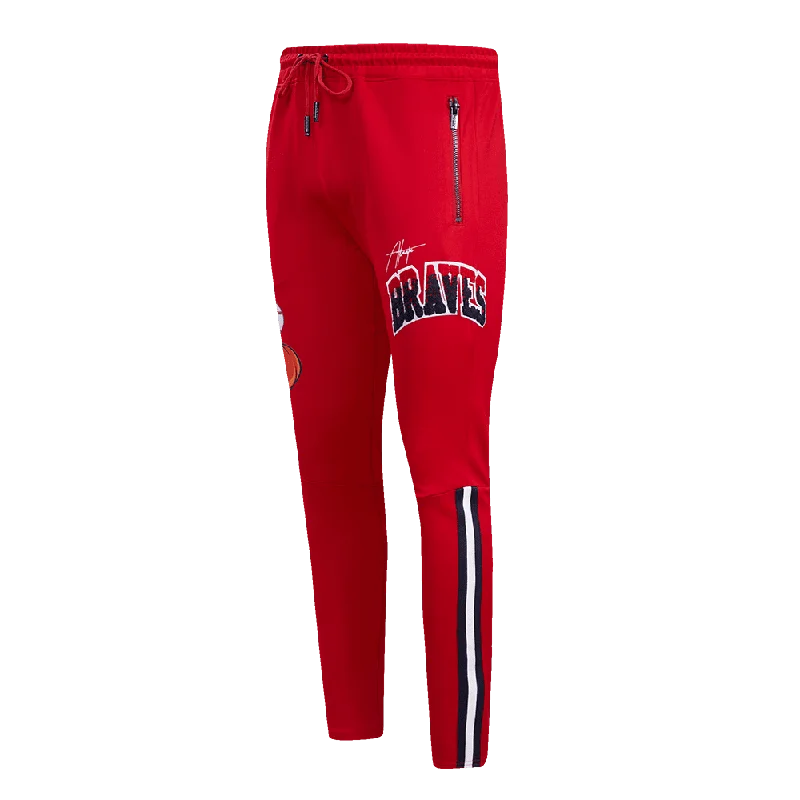 MLB ATLANTA BRAVES HOMETOWN MEN'S TRACK PANT (RED / MIDNIGHT NAVY)